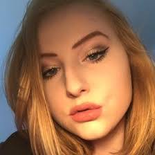 Marissa Fry's Instagram, Twitter & Facebook