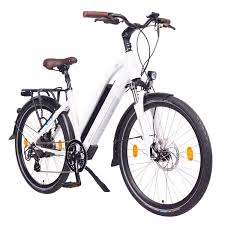 Ncm Milano 48v 26 Urban Trekking E Bike Elektrofahrrad Pedelec 250w 13ah 624wh Weiss Schwarz Weiss 26 Amazon De Sport In 2020 Elektrofahrrad Pedelec Fahrrad