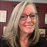 Kelli Schwartz's Instagram, Twitter & Facebook