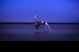 Une Derniere Danse Choregraphie Bac Danse 2018 Housse Machine A Coudre Couture Piece Machine A Coudre Diy