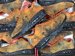 Nike air max 90 goes back to outer space with mars landing edition: Price Expectation Nike Air Max 90 Mars Landing