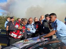 Jun 09, 2021 · כוחות כיבוי נאבקים בגל השריפות בהרי ירושלים עם מעל 70 צוותי כיבוי הפועלים במוקדים השונים. Wv9ih6rm Sp2vm