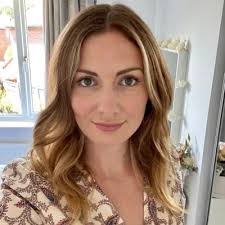 April Wright (@missampablett)