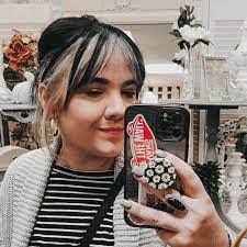 Ashley Bilyeu's Instagram, Twitter & Facebook