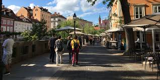 La slovénie, en forme longue la république de slovénie, en slovène : Vous Pouvez Respirer Normalement En Slovenie La Vie A Repris Son Cours Normal