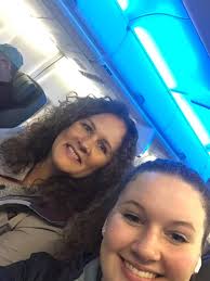 TSA agents continue to work without pay during shutdown