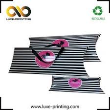 Packaging, when done correctly and creatively, is ultimately what this package uses a simple illustration of a head and hair. 12 Hair Extension Packaging Ideas Hair Extensions Business Hairstyles Packaging