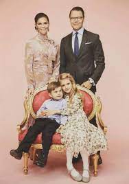 Påskfirandet ser på många håll annorlunda ut i år. Princess Estelle Of Sweden Posts Facebook