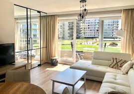 Sie meint, er stellt ihr nach und gibt ihr nur. Appartement In De Panne Zu Vermieten Fur 6 Personen Anzeige N 67677