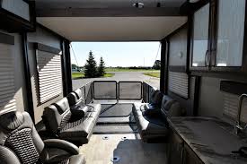 27,000+ rvs in stock · free roadside assistance Grand Design Rv Momentum 21g Rv Lifestyle Magazine