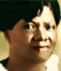 My great great grandma Mary Isabel Greene and three children . My great  grandma Sally Briggs Richardson brabham (my great grandma, wearing hat ),  aunt Lessie and uncle Peter. Eastover, Richland sc.