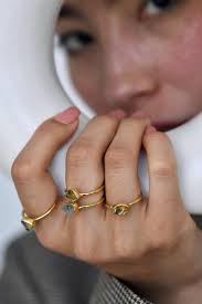 Shop Semi-Precious Designer Rings for Women Online