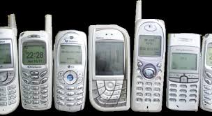 It's been almost 40 years since the first public mobile phone call was made by martin cooper, a senior engineer working for motorola. Which Mobile Phones Have Stronger Trivia Questions Quizzclub