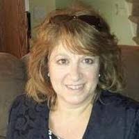 Carmen Bender's Instagram, Twitter & Facebook