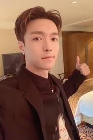 Lay Zhang Chinese Idol Actor Exo Lay Yixing Exo Yixing
