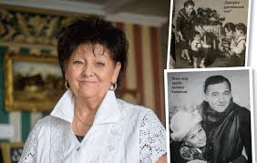 Age:35 years (26 october 1985). Apukam Mindig Azt Mondta Az Enekles Az Mas Sinkovits Marianne Valaszolt