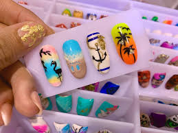 Los mejores vendedores de productos de uñas semipermanentes. Las Ultimas Tendencias En Manicura Para Este Otono Invierno 2020 2021