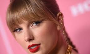 تايلور سويفت توجه رسالة لترامب – (تغريدة) | القدس العربي