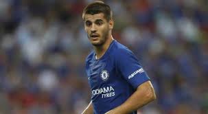 بدر المطوع عميد لاعبي العالم أصبح الكويتي بدر المطوع عميد لاعبي العالم، بعد تحطيمه لرقم المصري أحمد حسن، كأكثر لاعب يشارك في المباريات الدولية لكرة القدم بـ185 مباراة. Ù…ÙˆØ±Ø§ØªØ§ ÙˆØ²ÙˆØ¬ØªÙ‡ Ø§Ù„Ø­Ø§Ù…Ù„ ÙÙŠ Ù„Ø¨Ø§Ø³ Ø§Ù„Ø³Ø¨Ø§Ø­Ø©