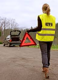 Wann der warnblinker benutzt werden darf, ist in der. Wann Darf Man Den Warnblinker Benutzen Autofahrerseite Eu Fakten Fur Autofahrer