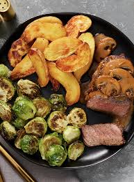 And, it couldn't be simpler to make. Beef Tenderloin With Mushroom Sauce Recipe Hellofresh Recipe Homechef Recipes Gourmet Beef Recipes Recipes