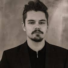 I have a cool friend Max Kassun who asked me to host a Q&A after the world  premiere of his debut feature “Bleib doch noch”. Always a pleasure 💫