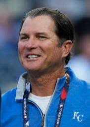 A lot of Royalty in this picture! 👑 Mike Sweeney 👑 George Brett 👑 Eric  Hosmer