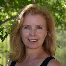 Heather Schlueter's Instagram, Twitter & Facebook