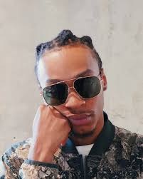 The Marilyn frame in rose gold and gold, respectfully #cleareyeview