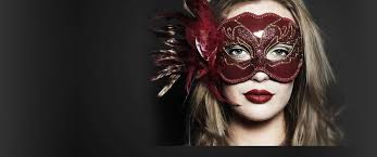 Beautiful venetian mask, mounted in 14 kt rose and white gold, composed of a carved hard stone face prices for a venetian mask can differ depending upon size, time period and other attributes — at 1stdibs. Handmade Venetian Masquerade Masks Italymask Com