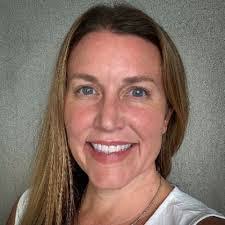 Aimee Perry's Instagram, Twitter & Facebook