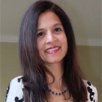 Natasha Toth's Instagram, Twitter & Facebook