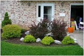 Small Front Yard Landscaping Ideas Townhouse Small Front Yard Landscaping Ideas Minimalist H Farmhouse Landscaping Front Landscaping Front Yard Landscaping