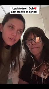 Deborah Machado's Instagram, Twitter & Facebook