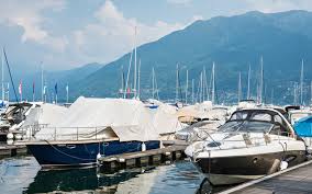 Für den autor bruno varese ist es der erste kriminalroman, er wohnt in der gegend des lago maggiore. Revierinformationen Lago Maggiore Und Luganer See Oamtc