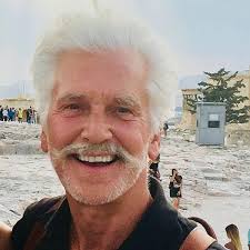 Immortality, Inc.: Renegade Science, Silicon Valley Billions, and the Quest  to Live Forever: Walter, Chip: 9781426219801: Amazon.com: Books