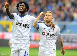 Always felt that argentina missed a small, agile tricky player in the midfield. Argentinos Abroad Papu Gomez Nets Hat Trick As Atalanta Thrash Genoa Video Golazo Argentino