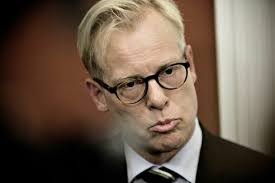 Carl Holst's Instagram, Twitter & Facebook