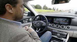 Nouvelle Mercedes Classe E 2016 Sans Les Mains Essai Video Auto Moto Magazine Auto Et Moto