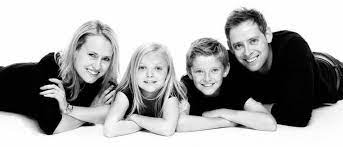 Family Portrait Black And White Family Portrait Photography Studio Family Portraits Photography Poses Family