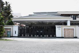 Berikut contoh gambar desain model atap rumah minimalis sederhana dan mewah terbaru sebagai inspirasi anda untuk memilih atap rumah yang sesuai dengan keinginan anda untuk mewujudkan. Modern Exterior Semi Detached Design Ideas Photos Malaysia Atap Co