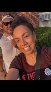 TBT....A year ago today visiting my niece in her office....So proud of this  amazing woman of God who gives back while taking her life to another level.  #LiftasYouClimb #NextLevel @lanayharris7