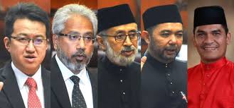 Diharap menteri kabinet yang baru dibentuk oleh kerajaan malaysia ini dapat memacu malaysia ke arah yang lebih baik, maju, berdaya saing. Menteri Timbalan Menteri Baru Dilantik Roketkini Com