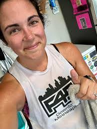 Tracy Loftis's Instagram, Twitter & Facebook