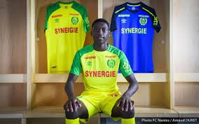 Great numbers for the young striker that has also, often, been featured on the right wing. Fc Nantes ×'×˜×•×•×™×˜×¨ Randal Kolo Muani Prolonge Son Contrat Professionnel Avec Le Fc Nantes Jusqu En Juin 2022 Madeinfcn