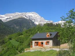 Descansa en las casas de los pirineos y disfruta de las 4 estaciones de esquí que tenemos alrededor: Casa Rio Cinca Casa Rural En Javierre Sobrarbe Huesca Espaciorural Com