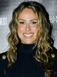 Selling the Hamptons