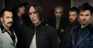 The afterhours were formed in 1985 in milan around manuel agnelli, a velvet underground fan. Afterhours Manuel Agnelli Biografia Recensioni Streaming Discografia Foto Ondarock
