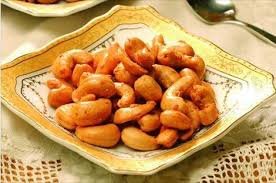 Nah, olahan populer dari kacang hijau adalah bubur kacang hijau dan bakpia yang menjadi favorit banyak orang. Menggiurkannya Usaha Bisnis Kacang Mede