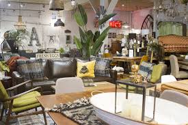 A Home Decor Fantasyland In Portland Oregon City Home A Collection Of Vintage Reclaimed Mid Century Modern And Industria Home Decor Home Industrial House